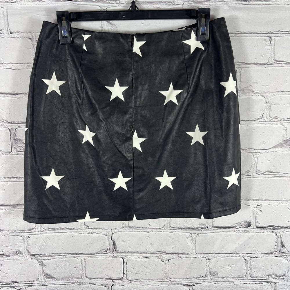 Altar'd State Faux Leather Black Mini Pencil Skirt w/White Stars Size L (B19)